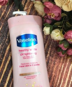Sữa dưỡng thể Vaseline Intensive Rescue Repairing Moisture Lotion